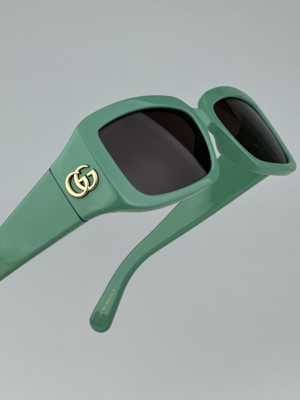 GUCCI GG1403S 004 SAGE GREEN RECTANGLE SUNGLASSES